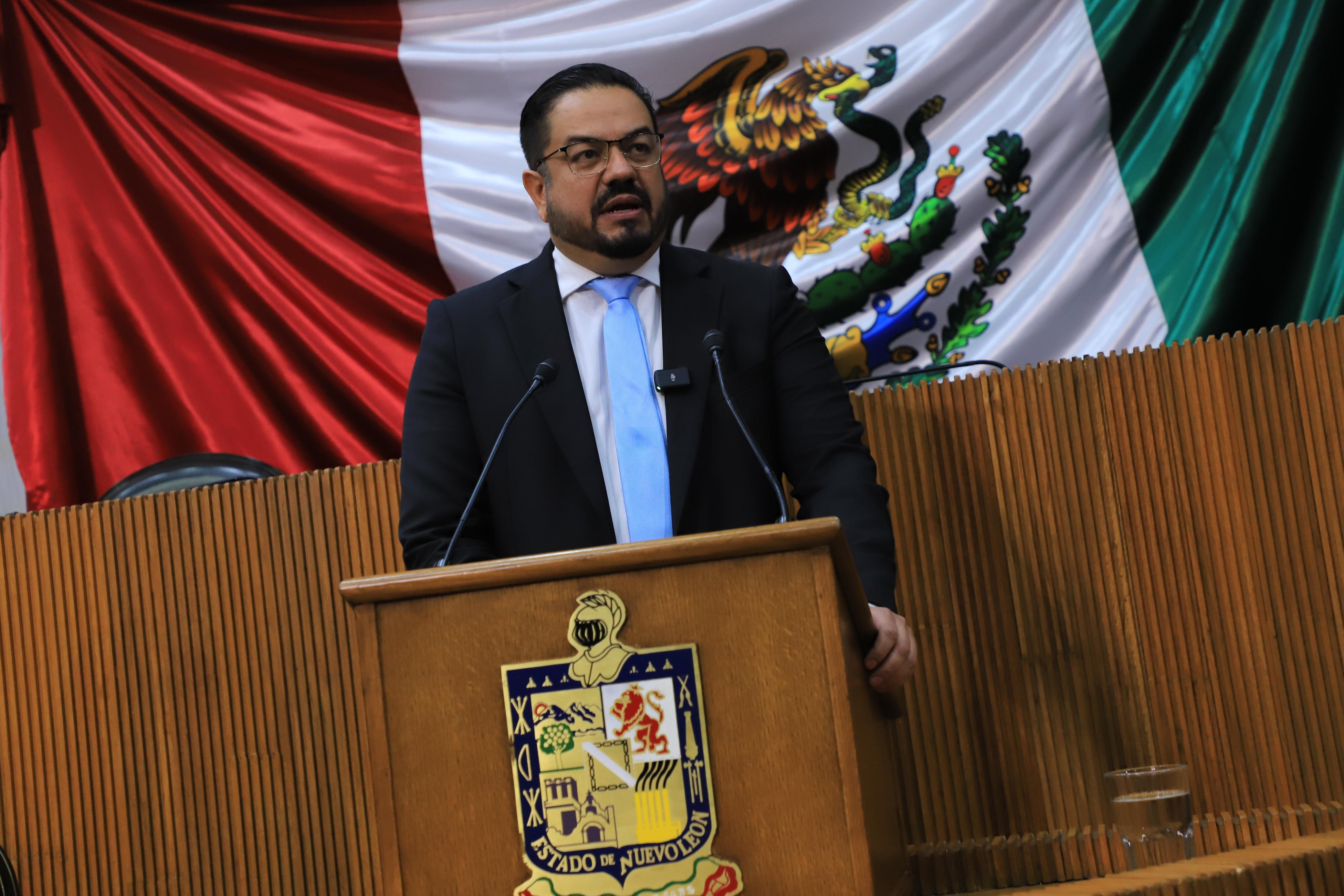 PROPONE DIPUTADO IGNACIO CASTELLANOS APOYAR  A EMPRESAS QUE SE INSTALEN FUERA DE LA METRÓPOLI