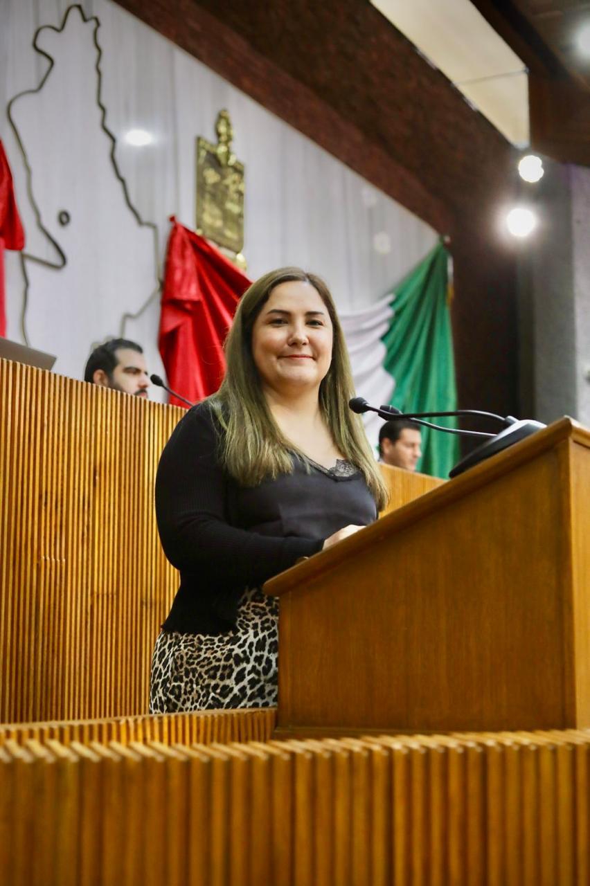 CIERRA JESSICA MARTÍNEZ TRABAJOS DE LA COMISIÓN ESPECIAL FABRILES