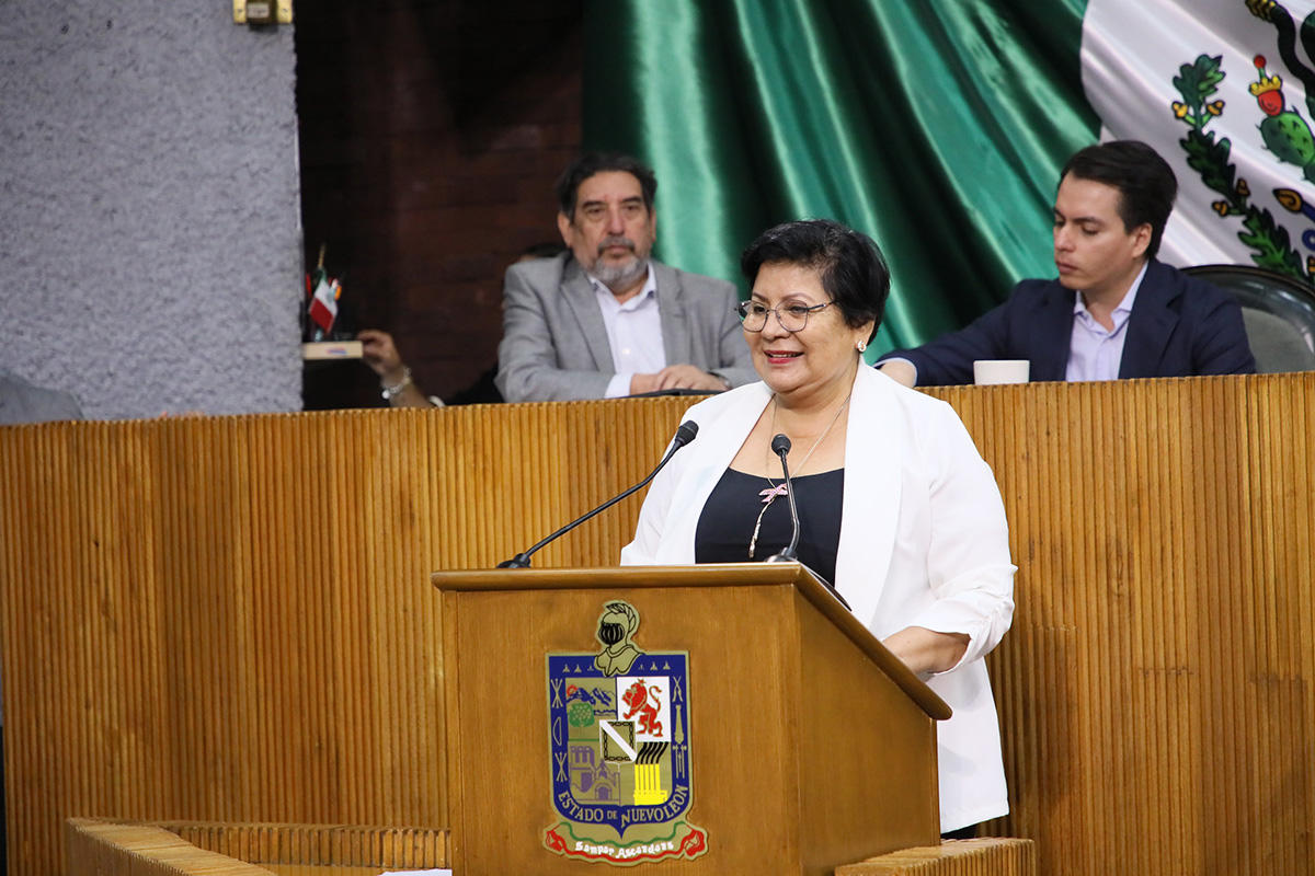 LLAMA ELSA ESCOBEDO A AYD Y CFE A SOLUCIONAR REPORTES DE APODACA